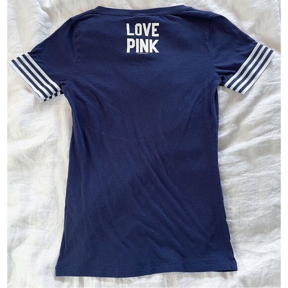 PINK Victoria's Secret MLB T Shirt | NY Yankees Short Sleeves - Picture 4 of 9